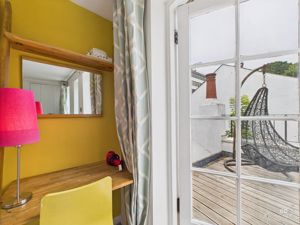 Bedroom- click for photo gallery